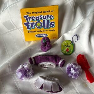 Vintage Trolls Outfit and Accessories